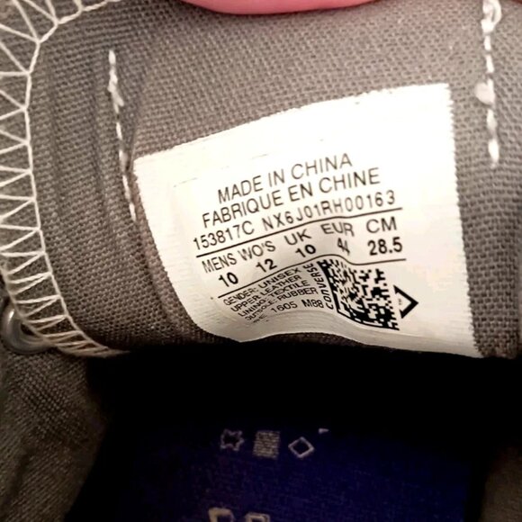 Converse Leather All Star Grey Shoes Unisex Men Size 10 + Socks - Picture 3 of 9